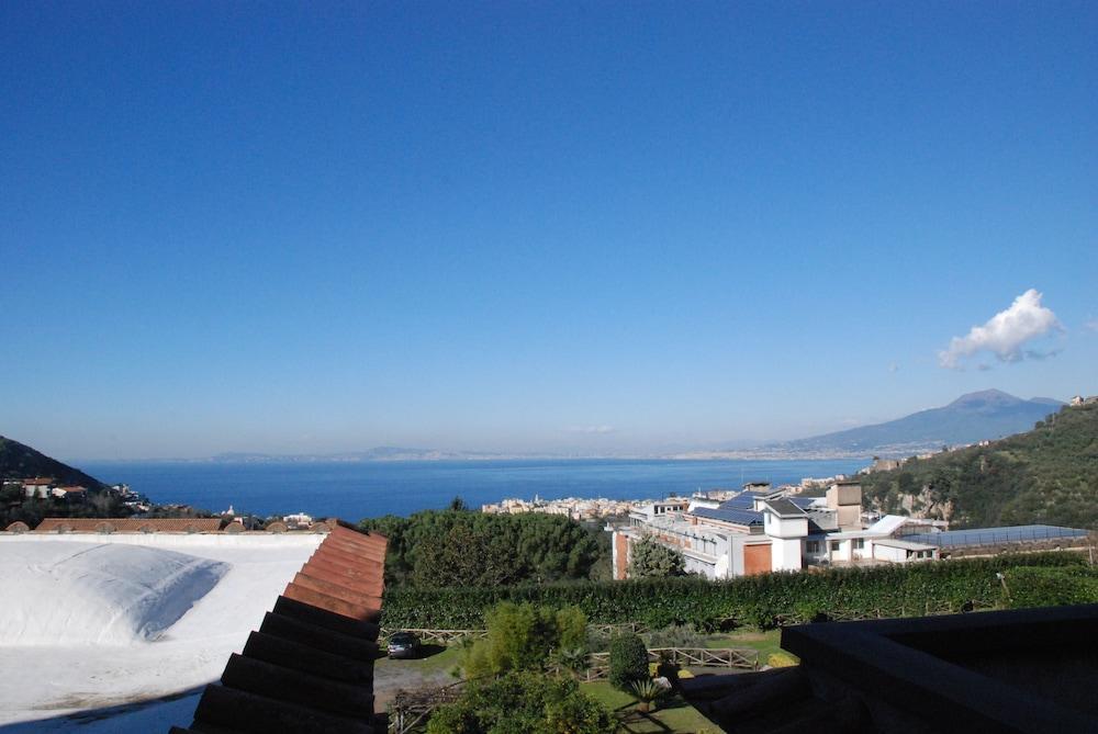 B&B Villa Della Porta, Amalfi Coast - Historical Heritage Vico Equense Exteriör bild